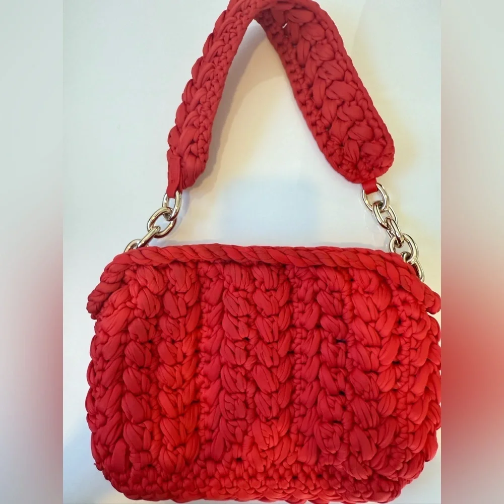 H&M Red Crochet Jersey Shoulder Bag Woven Gold Chain Strap